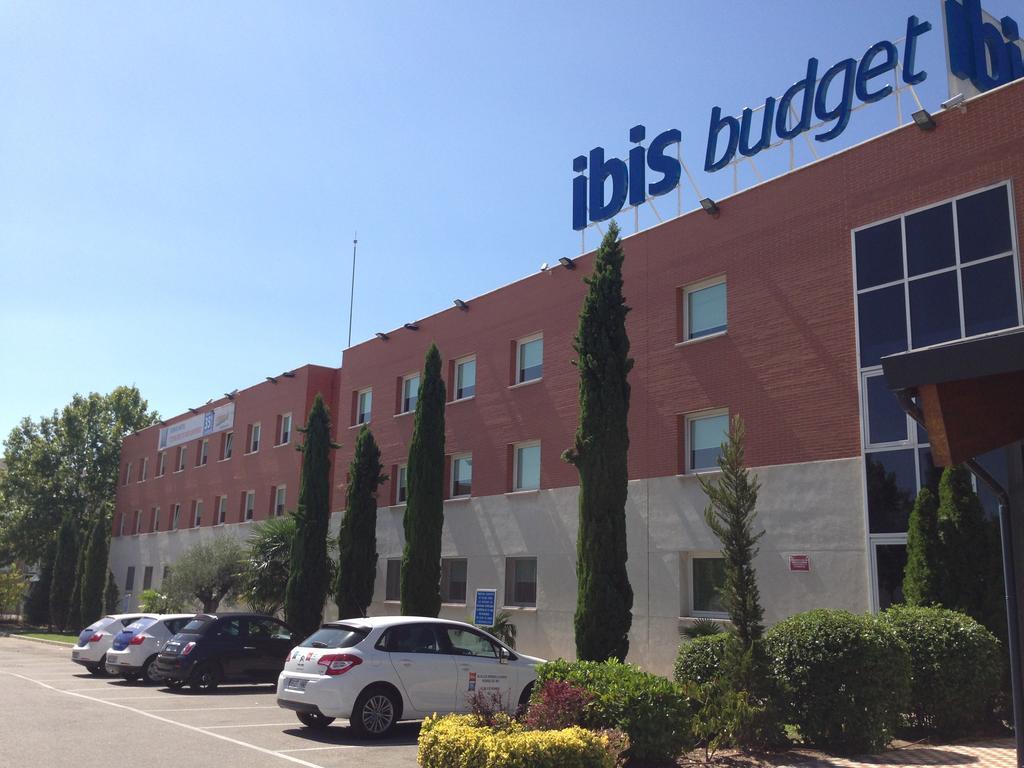 Ibis Budget Madrid Alcala De Henares La Dehesa ภายนอก รูปภาพ